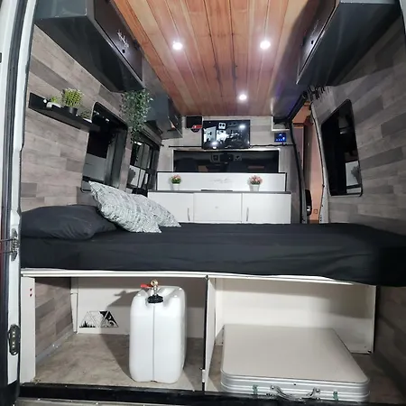 Кемпинг Furgoneta Camper *